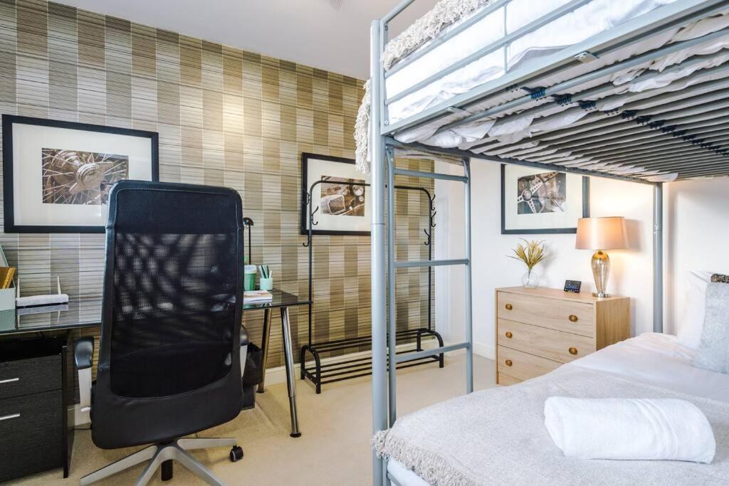 Stylish Townhouse Chester City Centre With Parking Luaran gambar